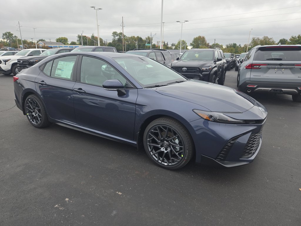 New 2026 Toyota Camry SE w/ Convenience Package FWD image 7