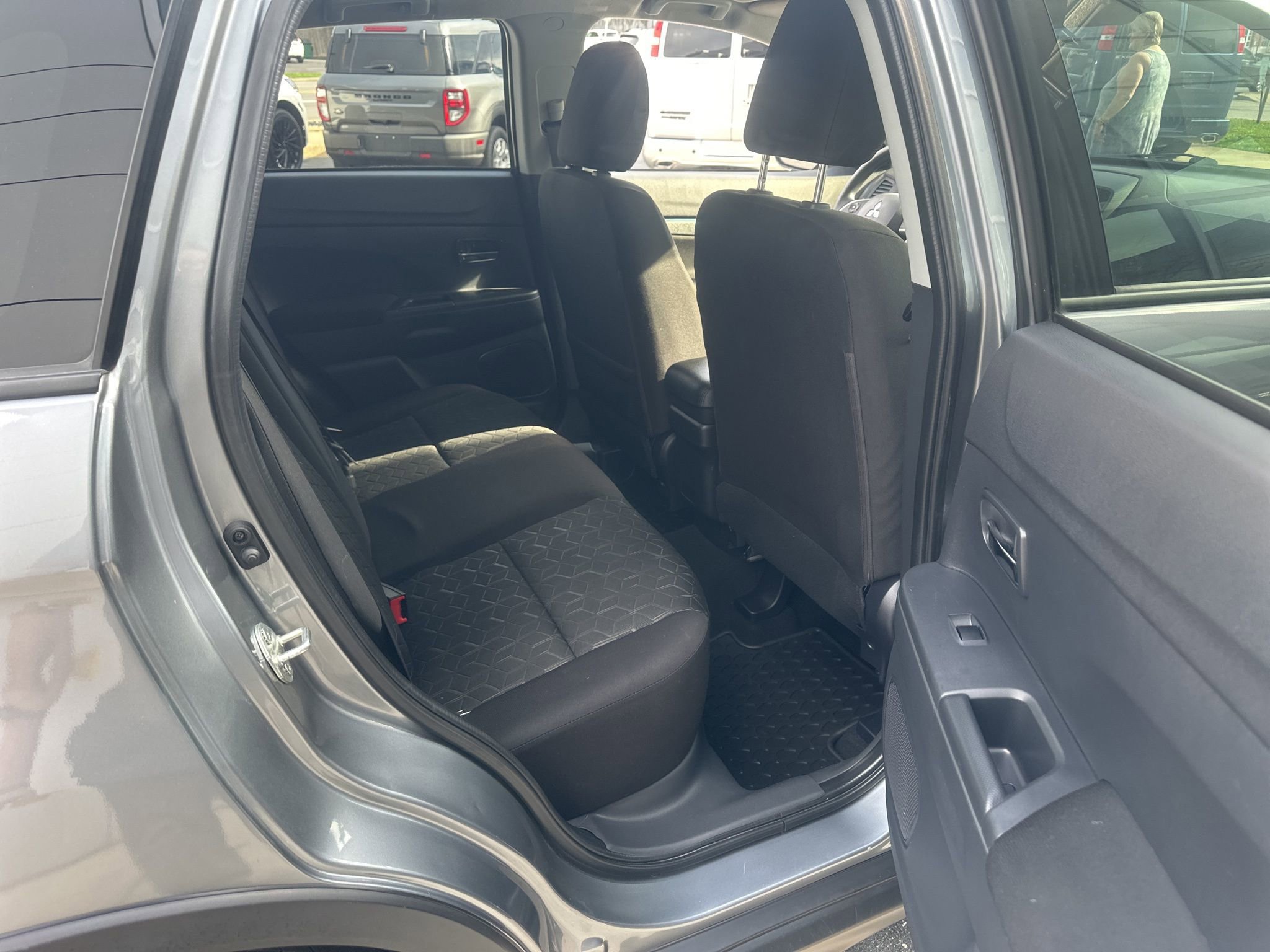 Used 2024 Mitsubishi Outlander Sport ES image 9