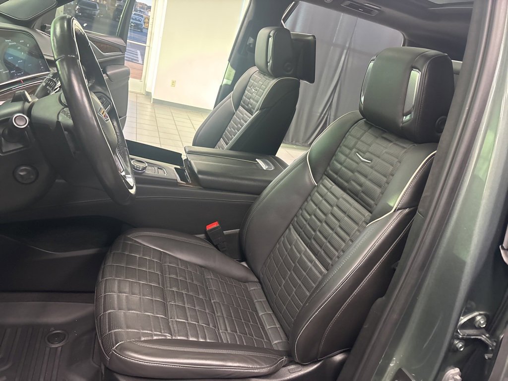 Used 2024 Cadillac Escalade Sport Platinum image 33
