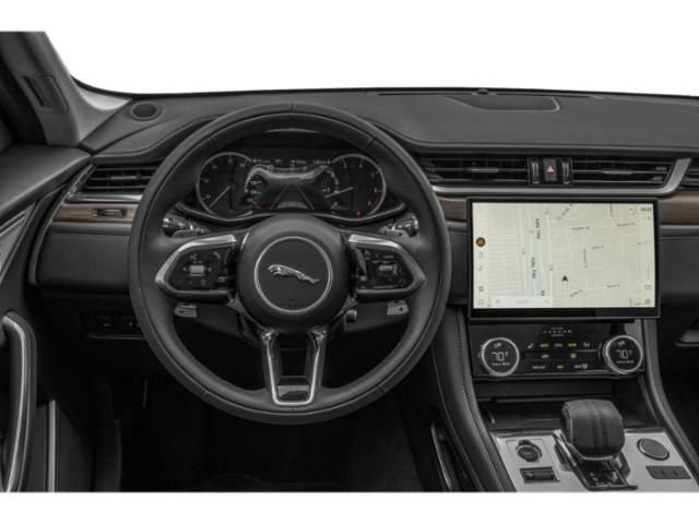 Used 2023 Jaguar F-PACE R-Dynamic S AWD/4WD image 7
