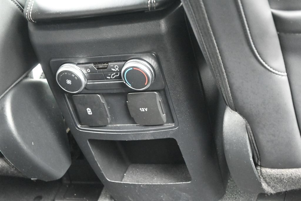 Used 2021 Ford Explorer XLT w/ Equipment Group 202A RWD image 40