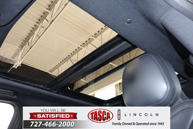 Certified 2020 Lincoln Navigator L Reserve w/ Equipment Group 208A Reserve AWD/4WD image 32