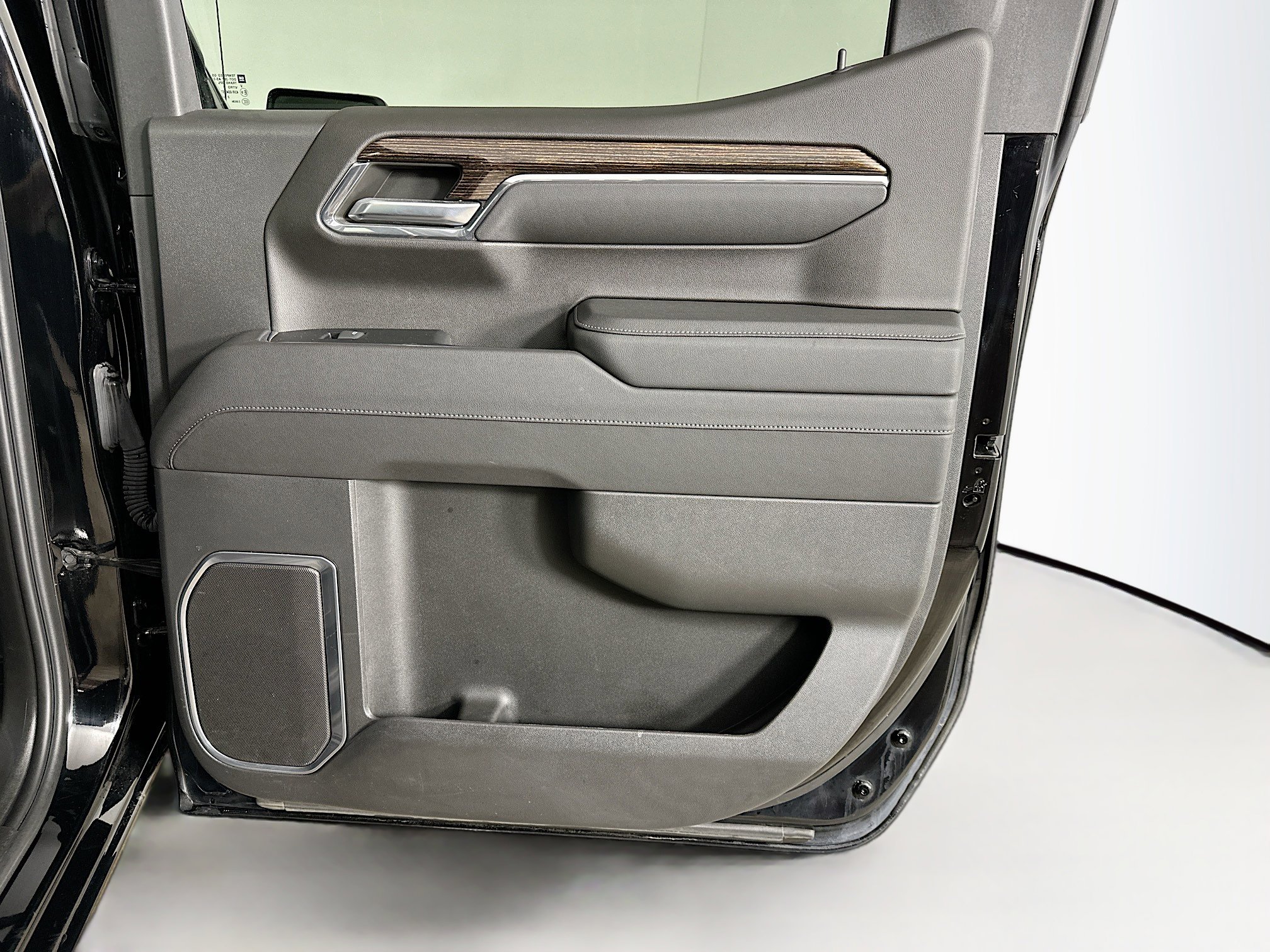 Used 2023 GMC Sierra 1500 Elevation image 29