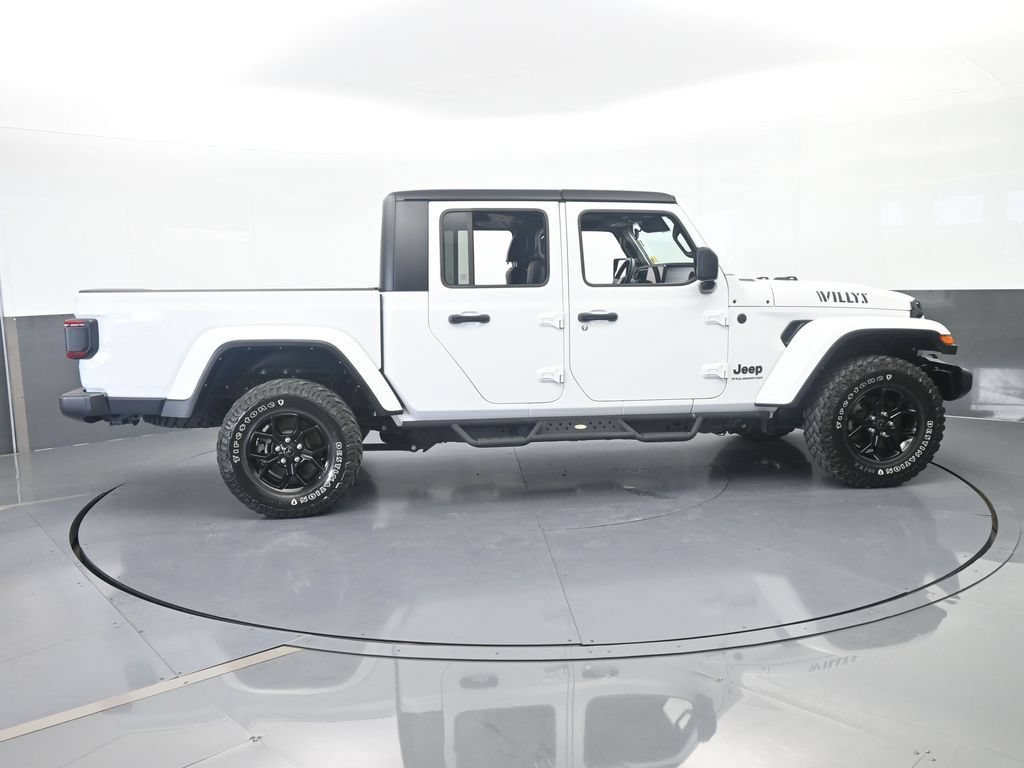 Used 2024 Jeep Gladiator Sport AWD/4WD image 7