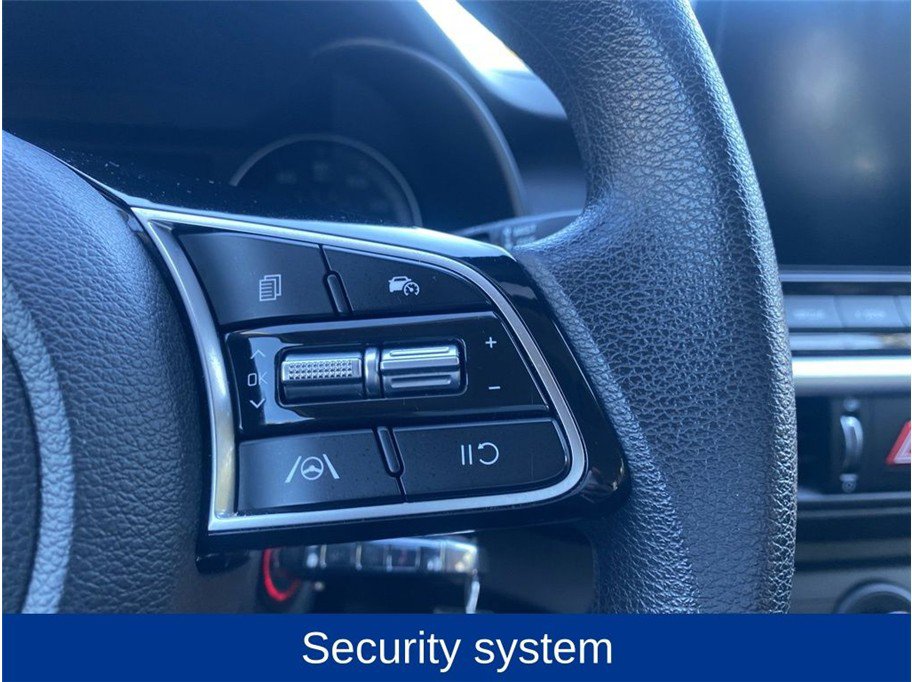 Used 2024 Kia Forte LXS image 16