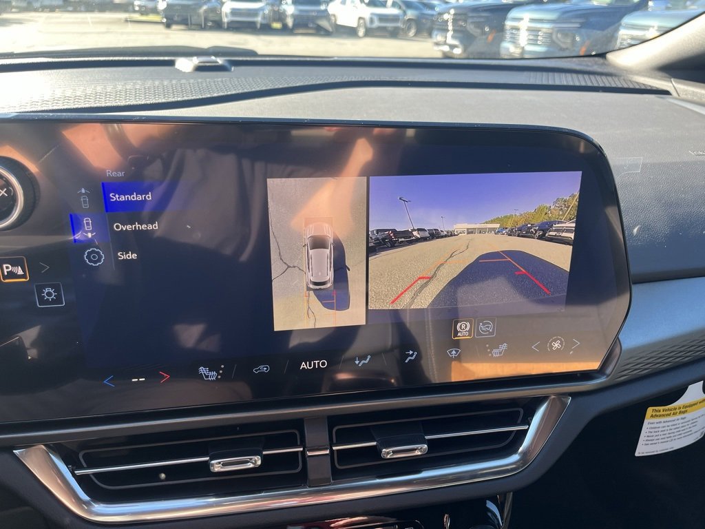 New 2026 Chevrolet Equinox EV LT w/ Comfort Package image 13