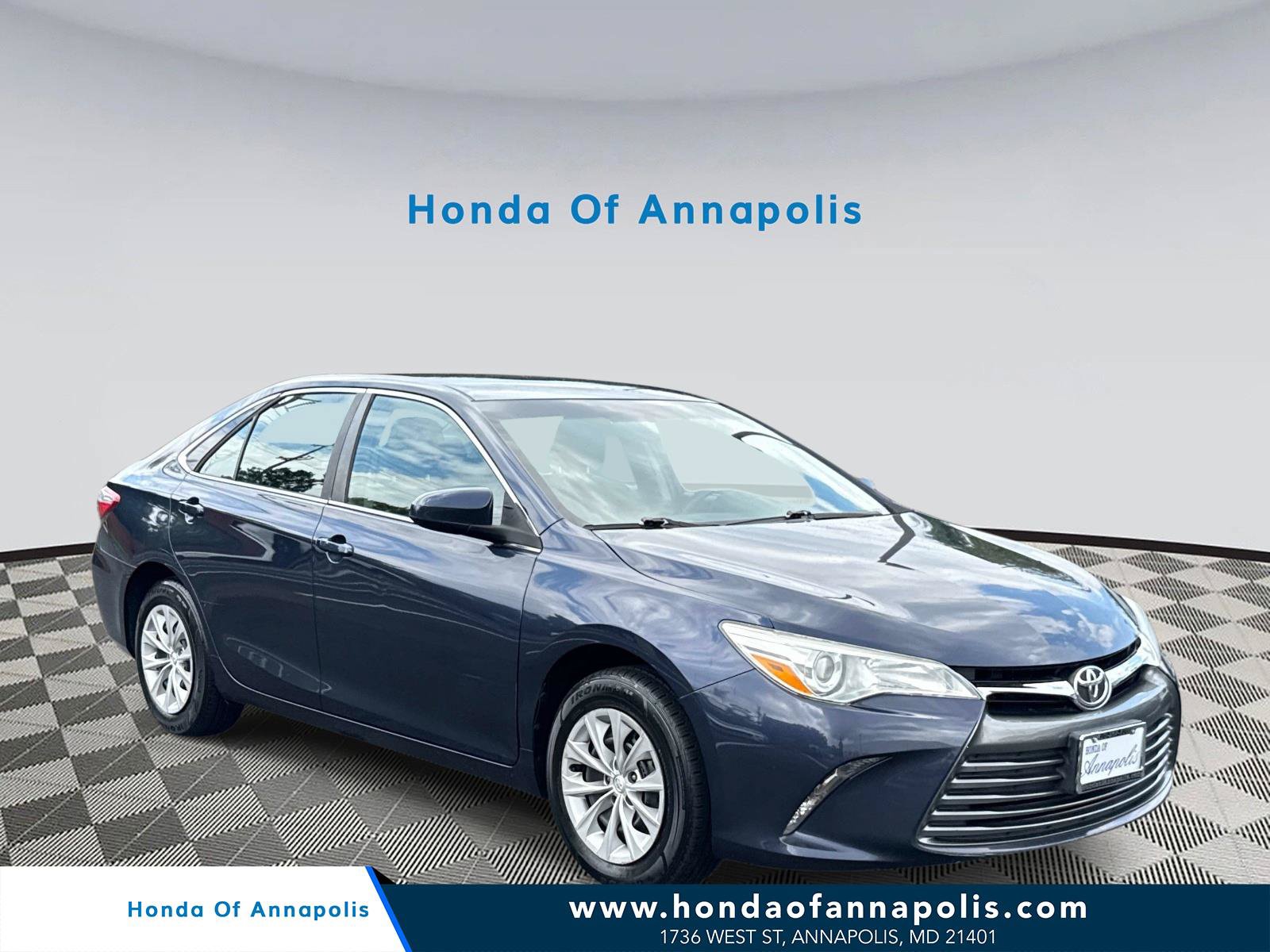 Used 2016 Toyota Camry LE