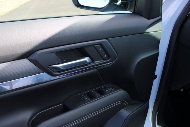 New 2025 GMC Terrain Elevation image 12