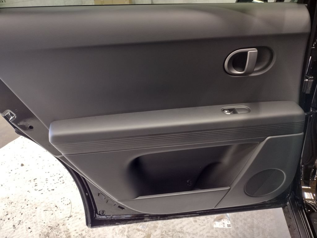 New 2026 Hyundai Ioniq 5 SEL AWD/4WD image 36