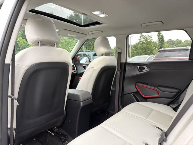 Used 2021 Kia Soul GT-Line FWD image 12