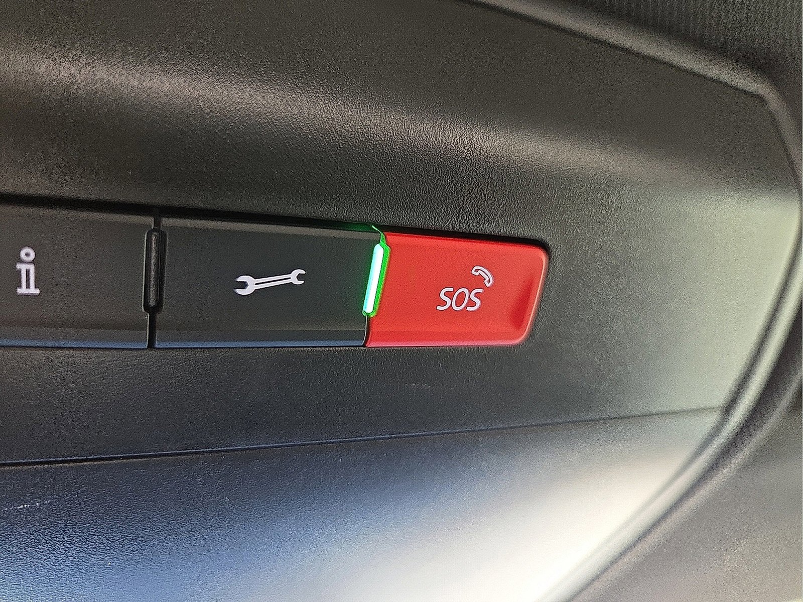 Used 2023 Volkswagen Atlas Cross Sport SEL Premium R-Line image 21