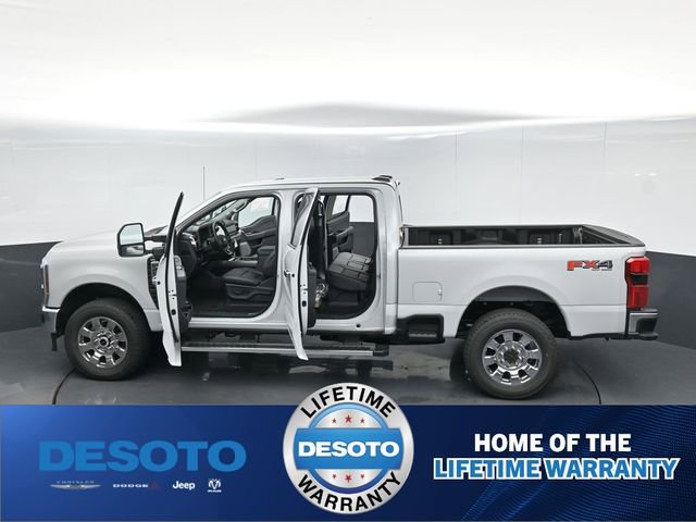 New 2026 Ford F250 Lariat w/ Chrome Package image 54