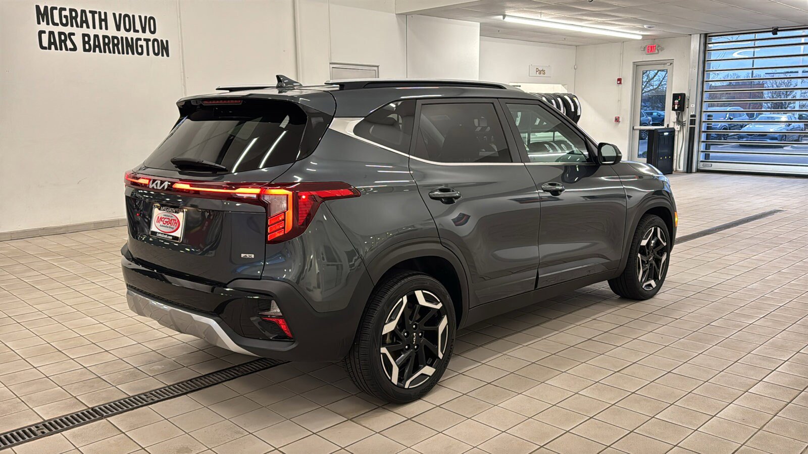 Used 2024 Kia Seltos SX w/ SX Sunroof Package image 5