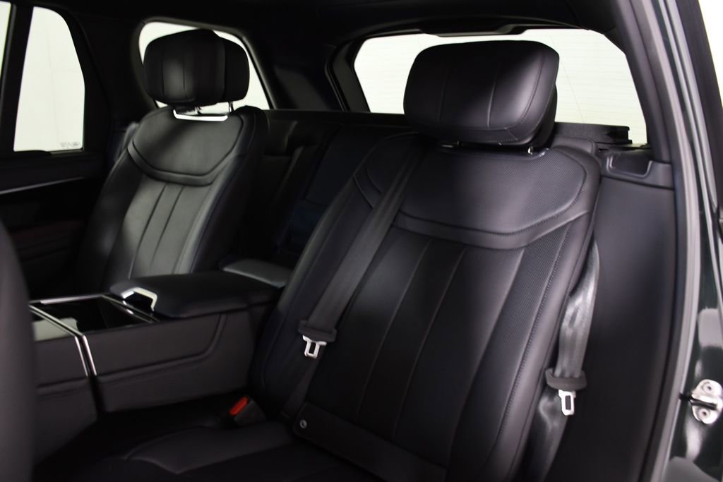 Used 2025 Land Rover Range Rover Autobiography image 27
