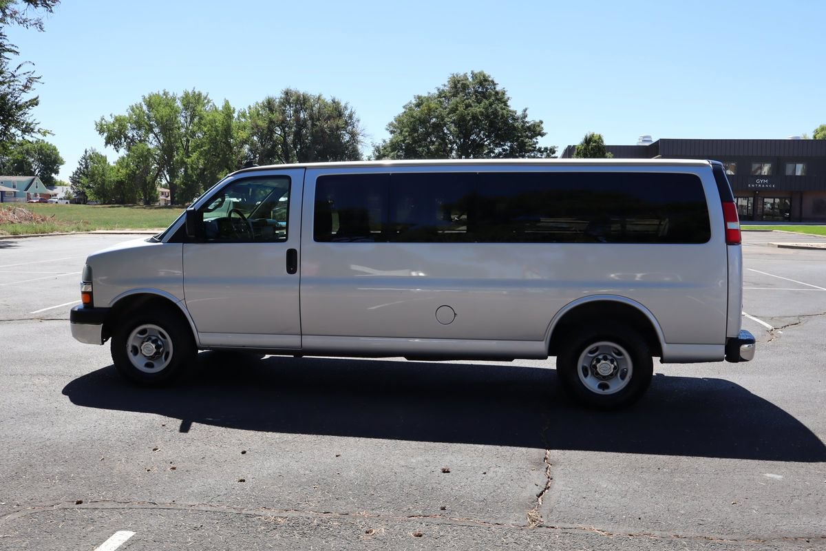Used 2016 Chevrolet Express 3500 LT w/ LT Preferred Equipment Group RWD image 9