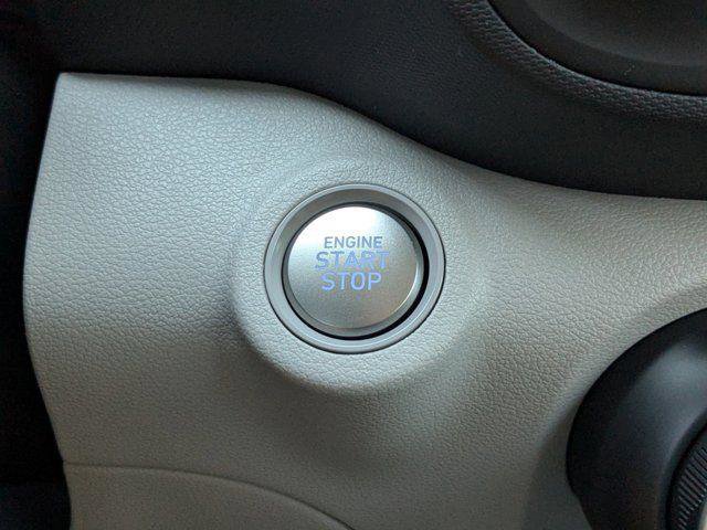 New 2025 Hyundai Venue SEL image 23