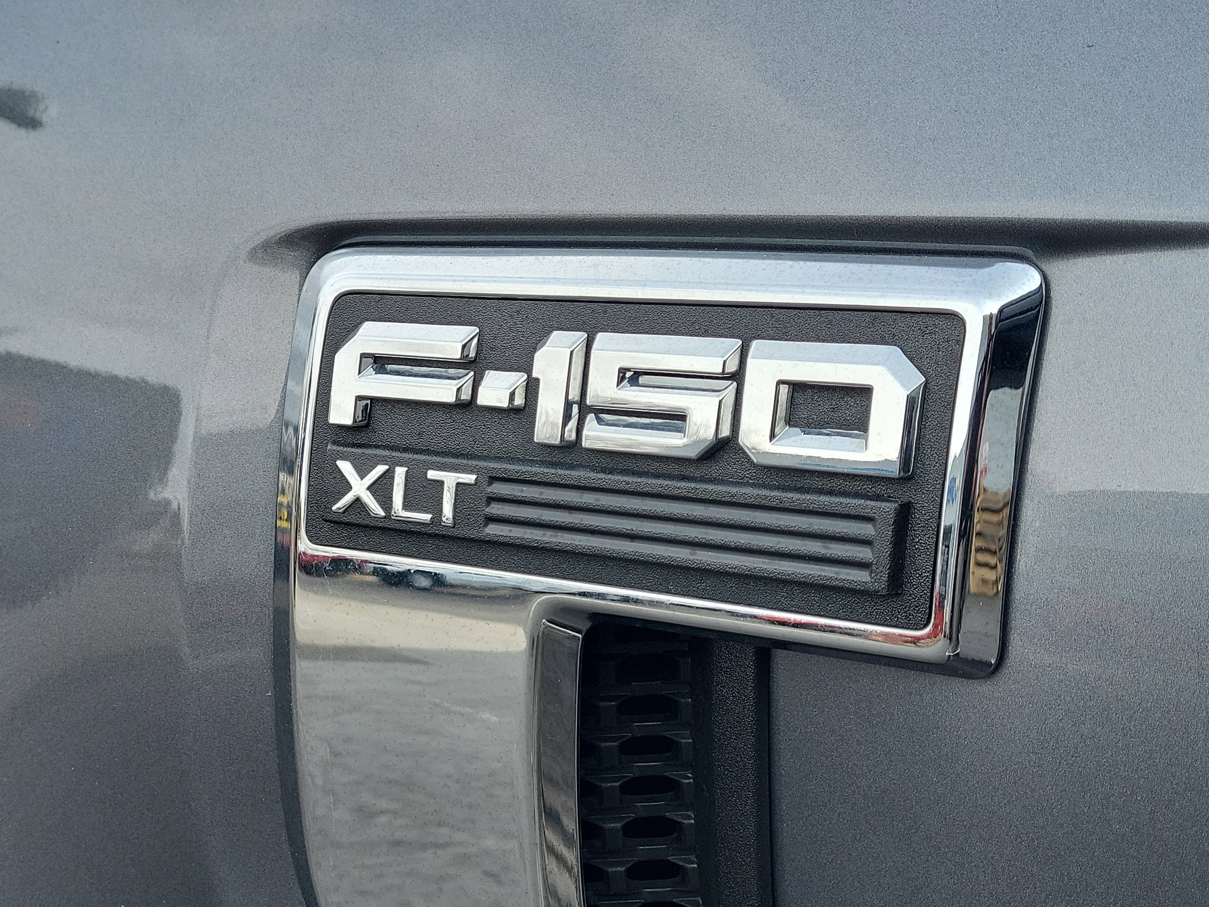 Used 2024 Ford F150 XLT w/ Mobile Office Package image 17