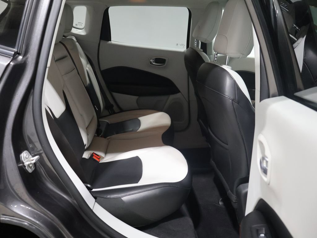 Used 2019 Jeep Compass Limited image 22