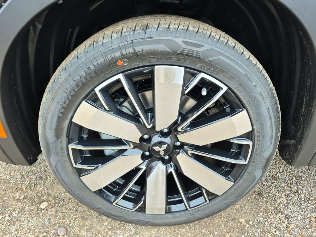 New 2026 Mitsubishi Outlander SE FWD image 9