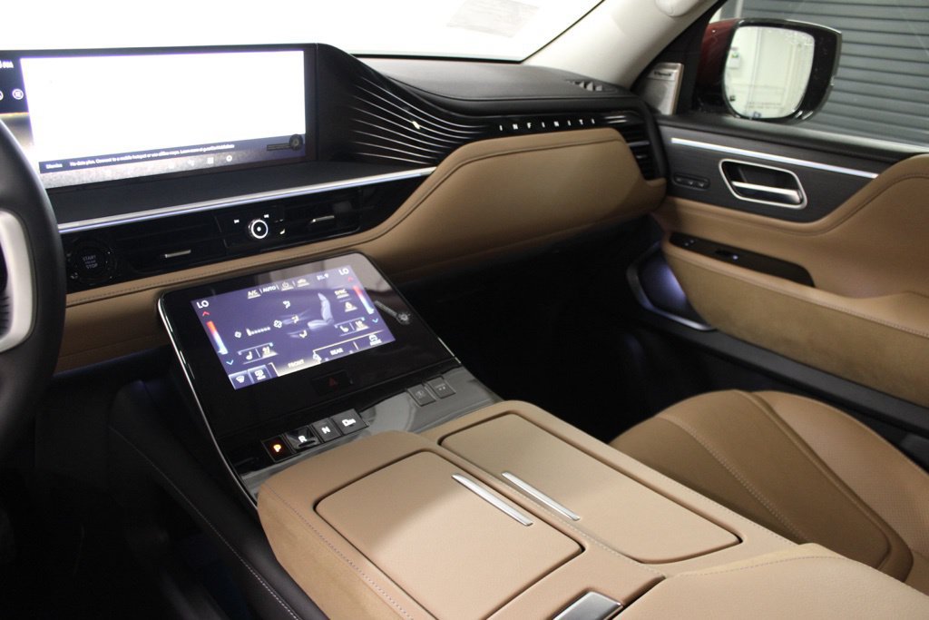 Certified 2025 INFINITI QX80 Sensory AWD/4WD image 22