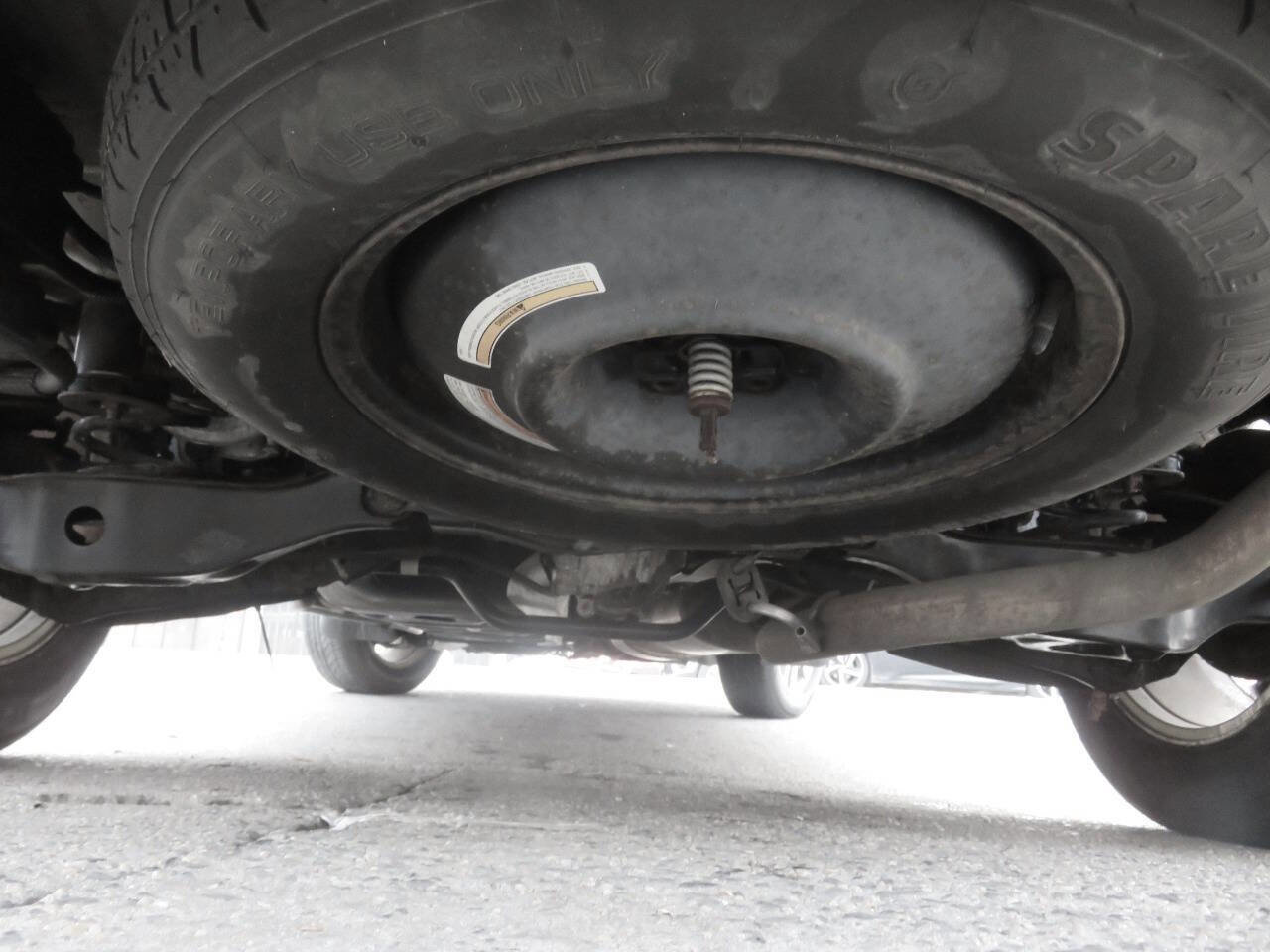 Used 2013 Nissan Pathfinder SV image 39