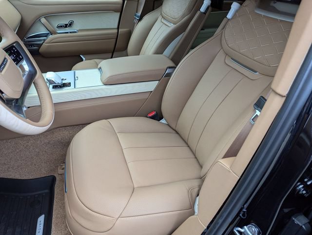 New 2025 Land Rover Range Rover SV AWD/4WD image 12