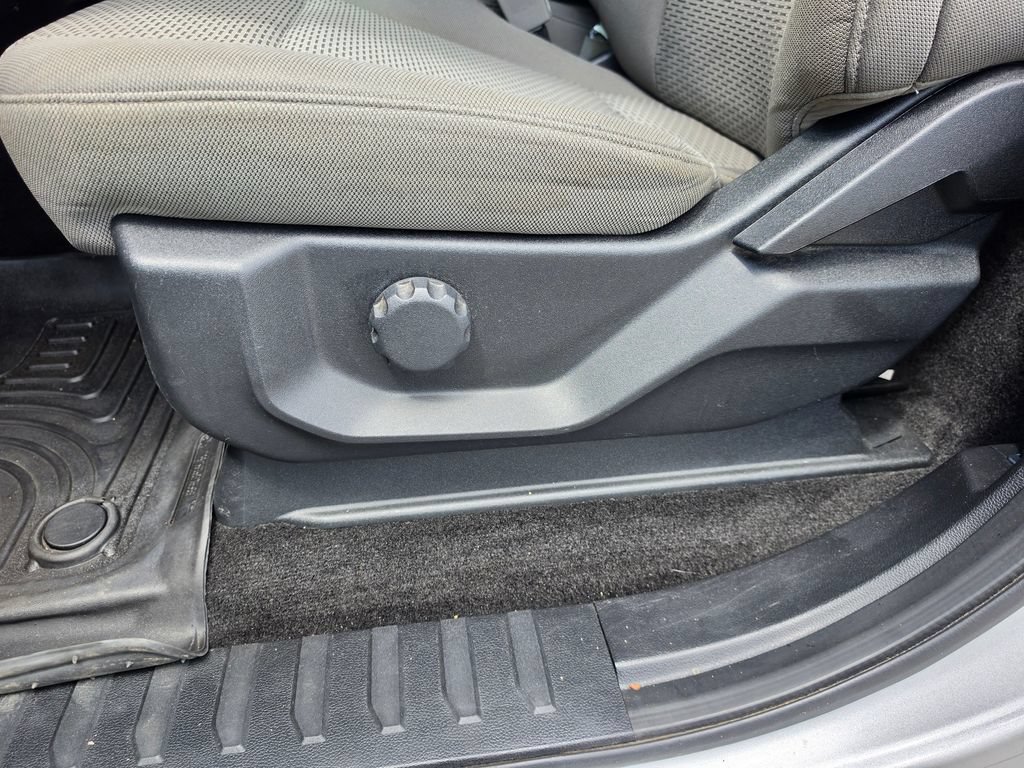 Used 2018 Ford F150 XLT RWD image 18