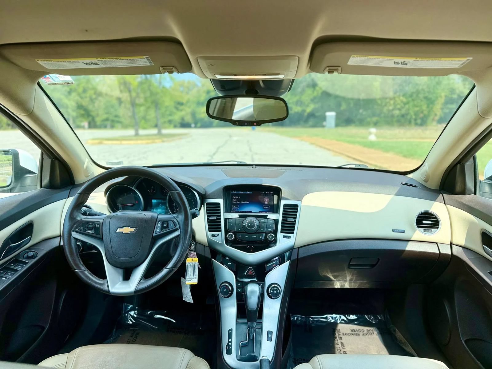 Used 2015 Chevrolet Cruze LT FWD image 15