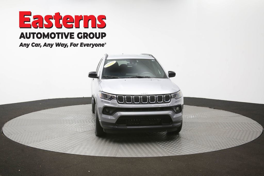 Used 2024 Jeep Compass Latitude AWD/4WD image 48