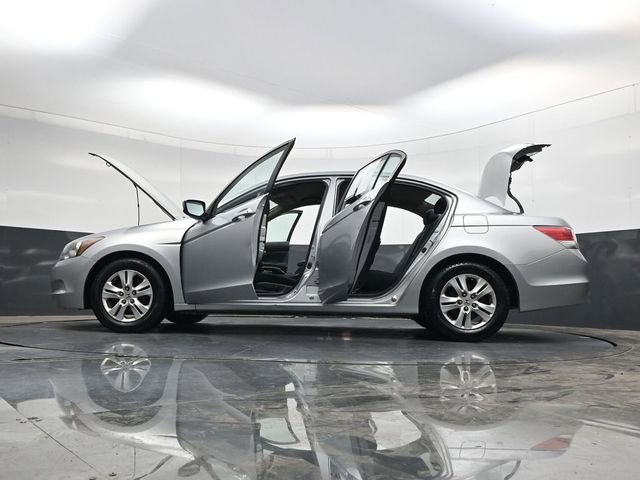 Used 2010 Honda Accord LX-P image 36