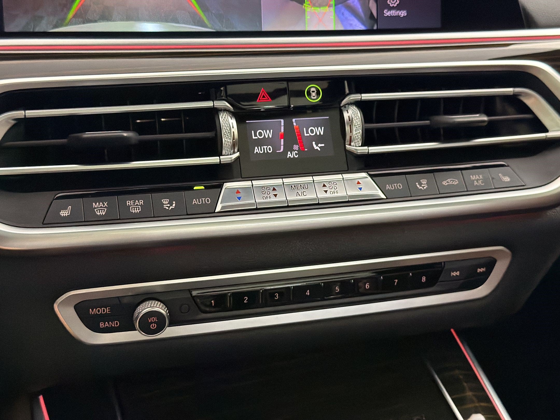 Used 2020 BMW X5 M50i w/ Executive Package AWD/4WD image 30