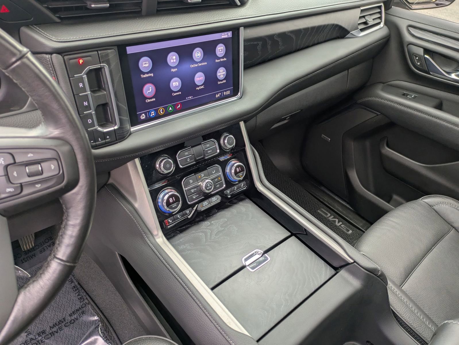 Used 2021 GMC Yukon Denali w/ Denali Ultimate Package image 23