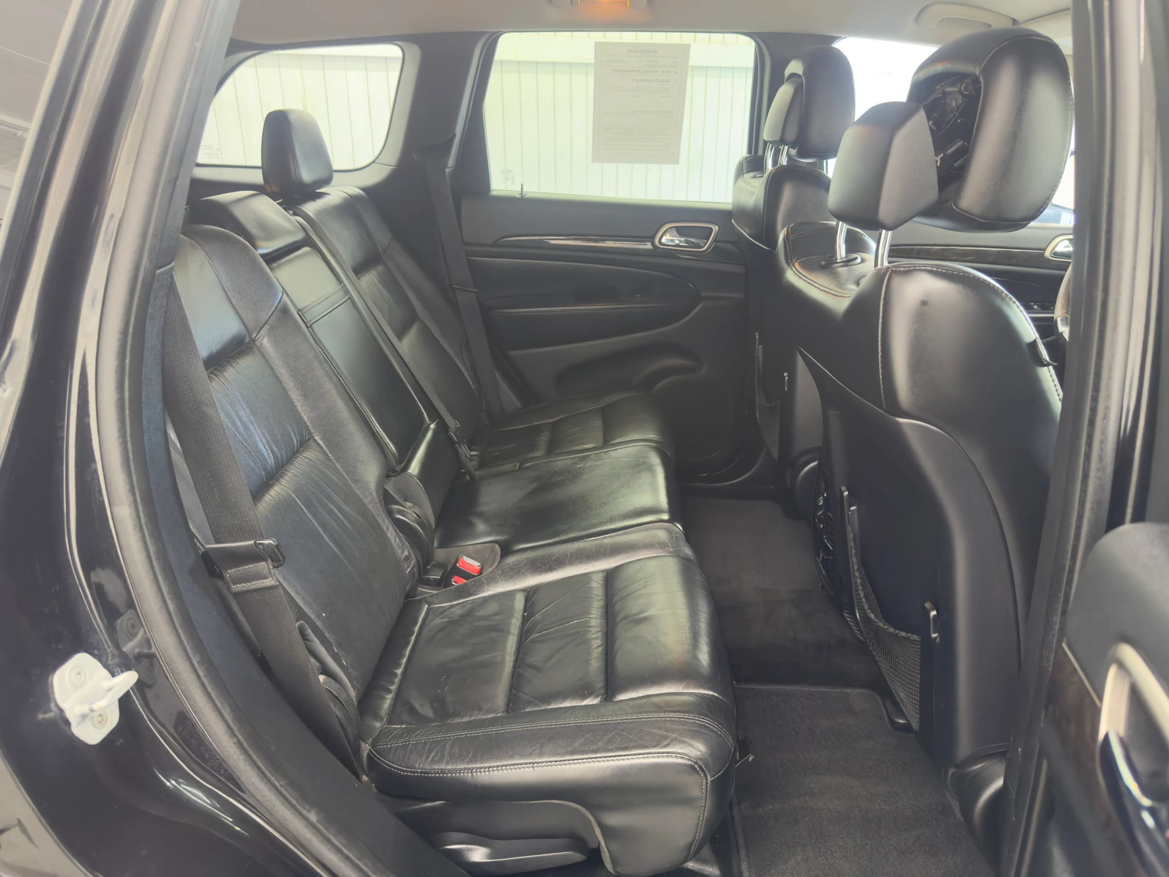Used 2013 Jeep Grand Cherokee Laredo AWD/4WD image 9