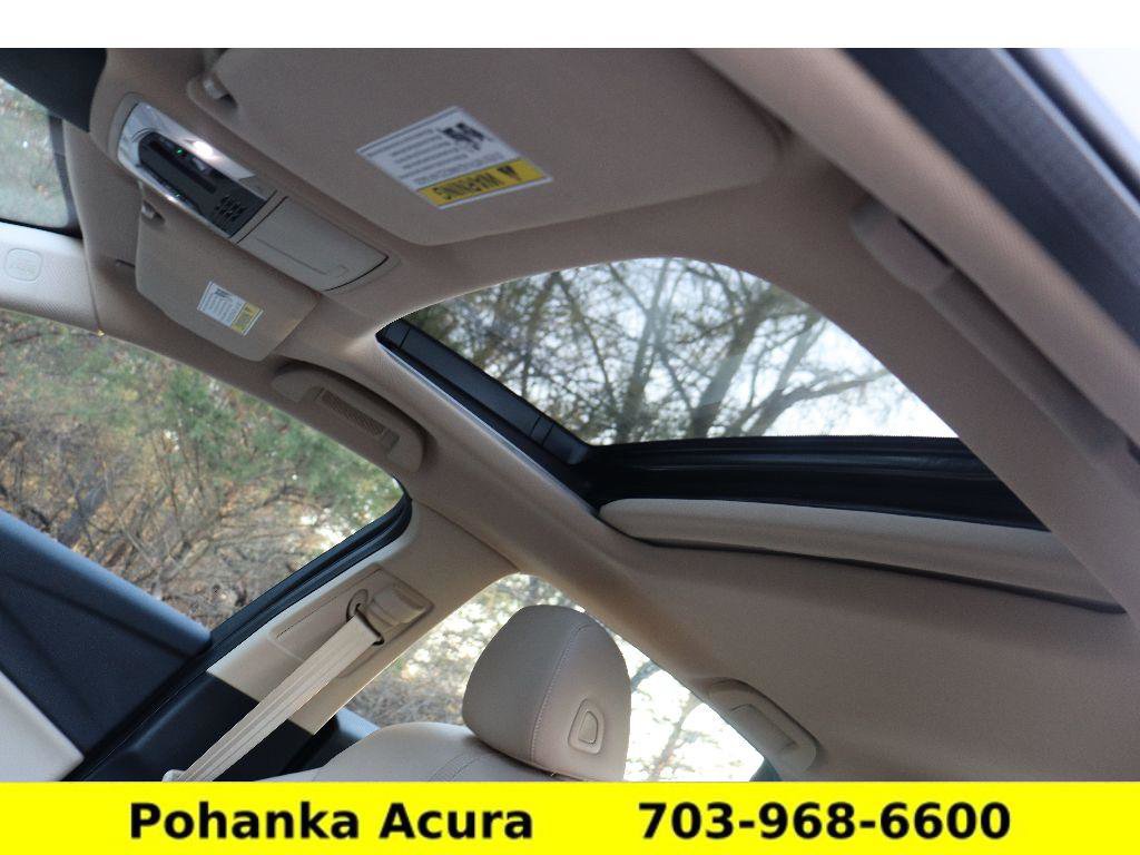 Certified 2025 Acura TLX w/ Technology Package image 22