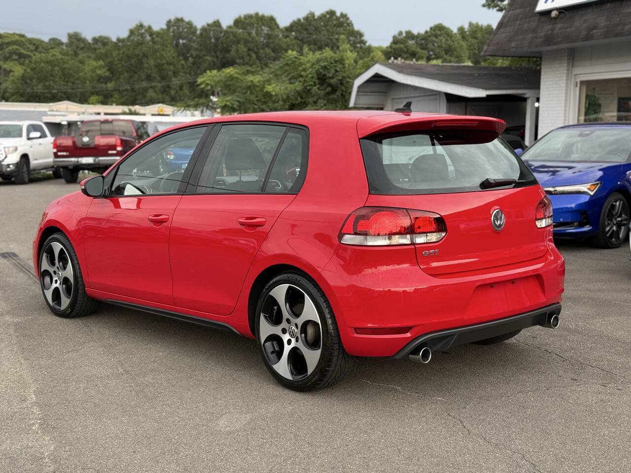 Used 2012 Volkswagen GTI 4-Door FWD image 6