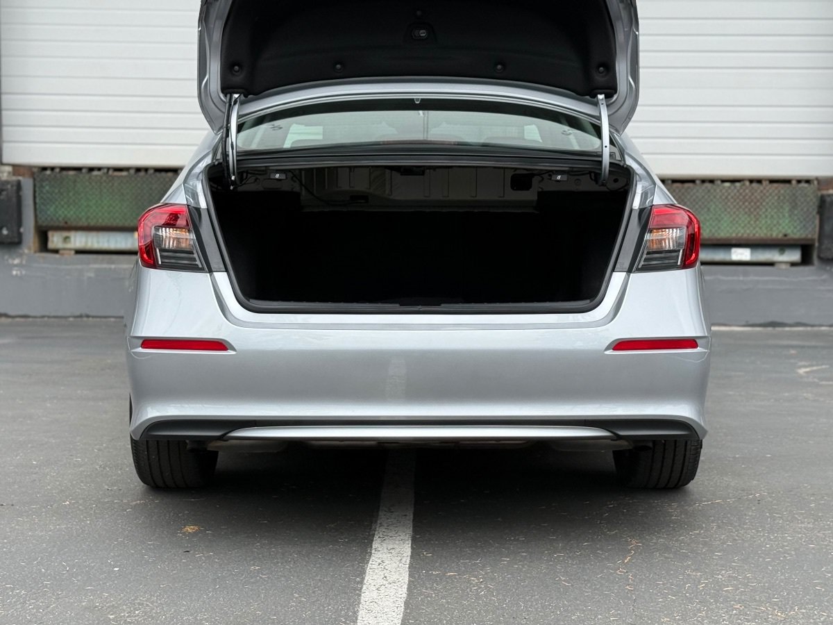 Used 2024 Honda Civic EX image 5