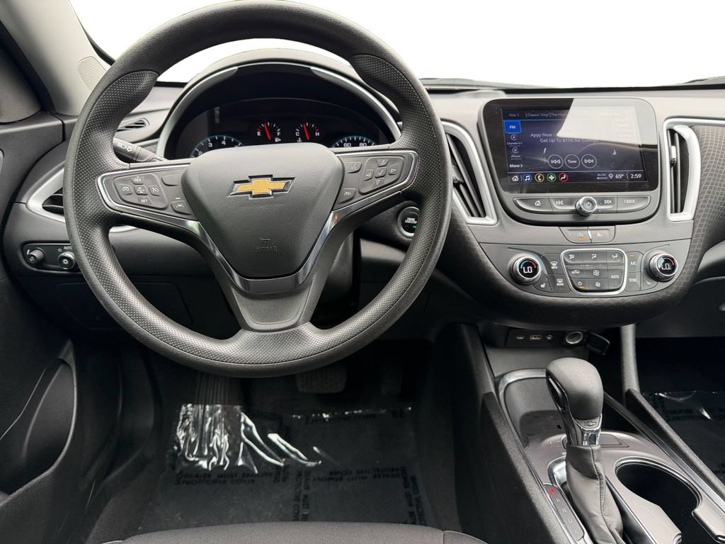 Used 2023 Chevrolet Malibu LT FWD image 10