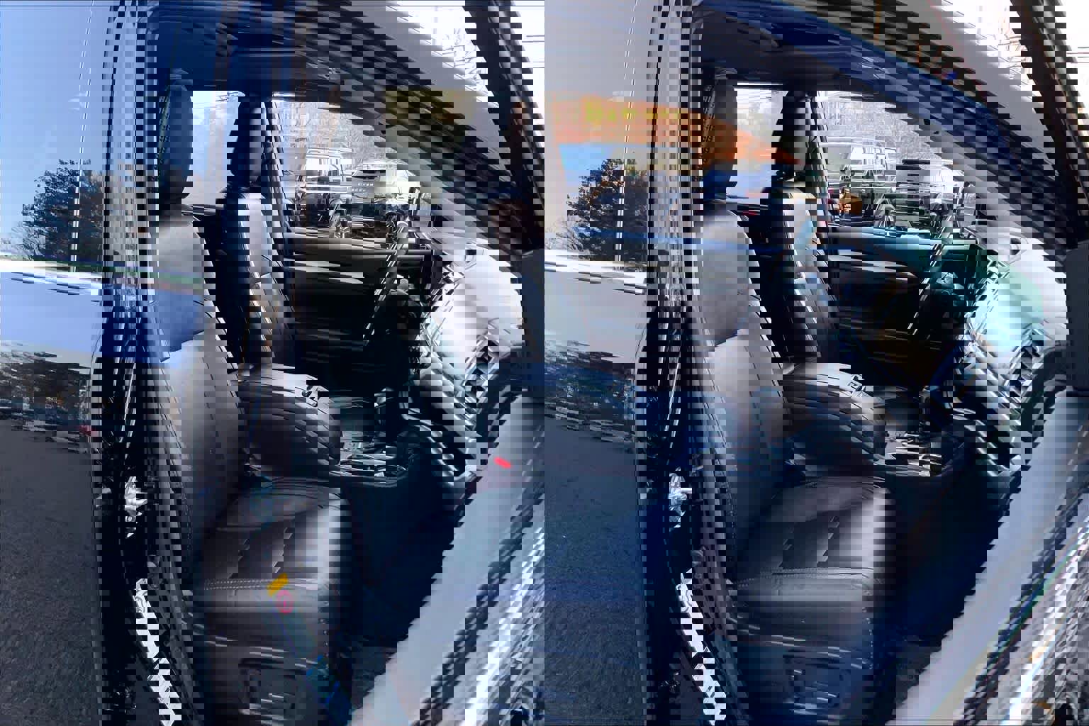 Used 2018 Toyota Highlander XLE image 8