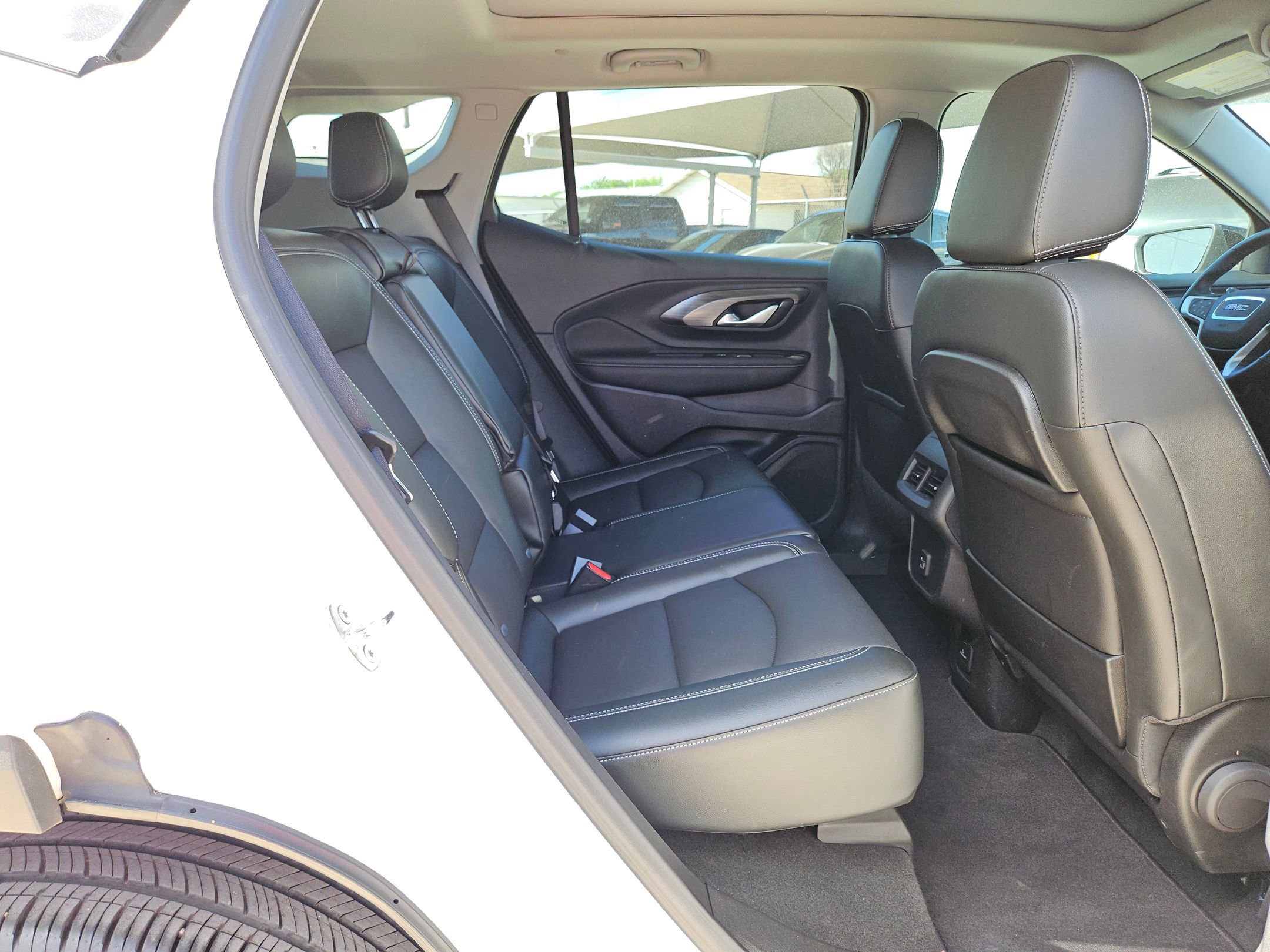 Certified 2022 GMC Terrain SLT w/ Infotainment Package II image 25