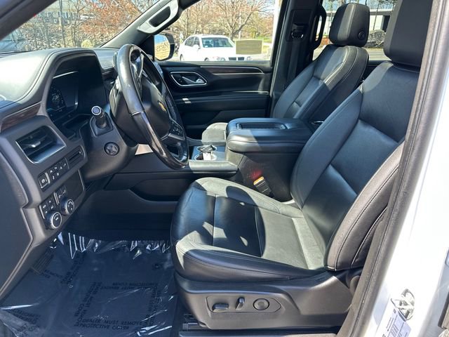 Used 2022 Chevrolet Suburban LT w/ LT Signature Plus Package AWD/4WD image 32