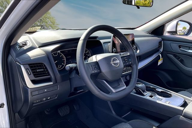 New 2026 Nissan Rogue SV FWD image 7