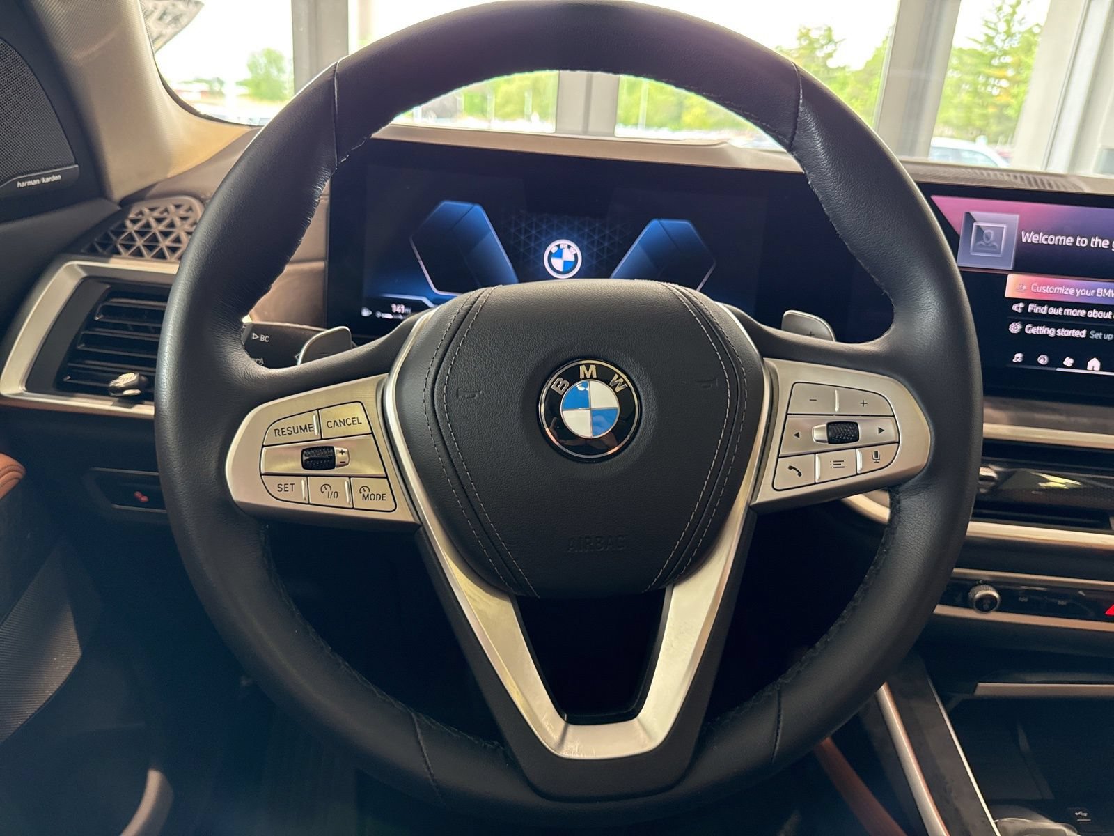 Used 2024 BMW X7 xDrive40i w/ Premium Package AWD/4WD image 16