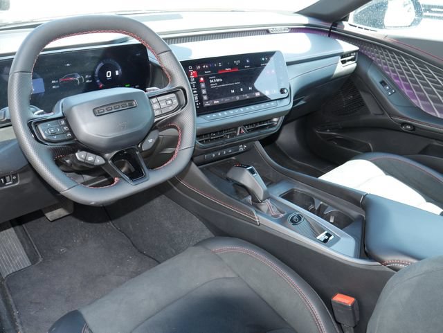 Used 2025 Dodge Charger Daytona Scat Pack w/ Track Pack AWD/4WD image 16