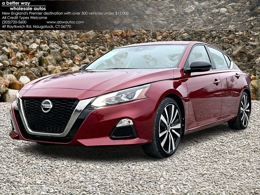Used 2022 Nissan Altima 2.0 SR image 1