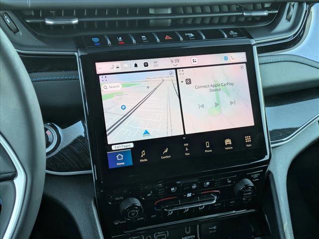 Used 2022 Jeep Grand Cherokee Trailhawk w/ Advanced Protech Group II image 12