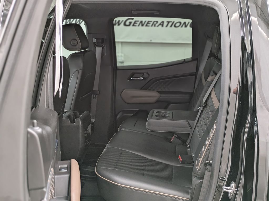 Used 2023 GMC Canyon Denali AWD/4WD image 38