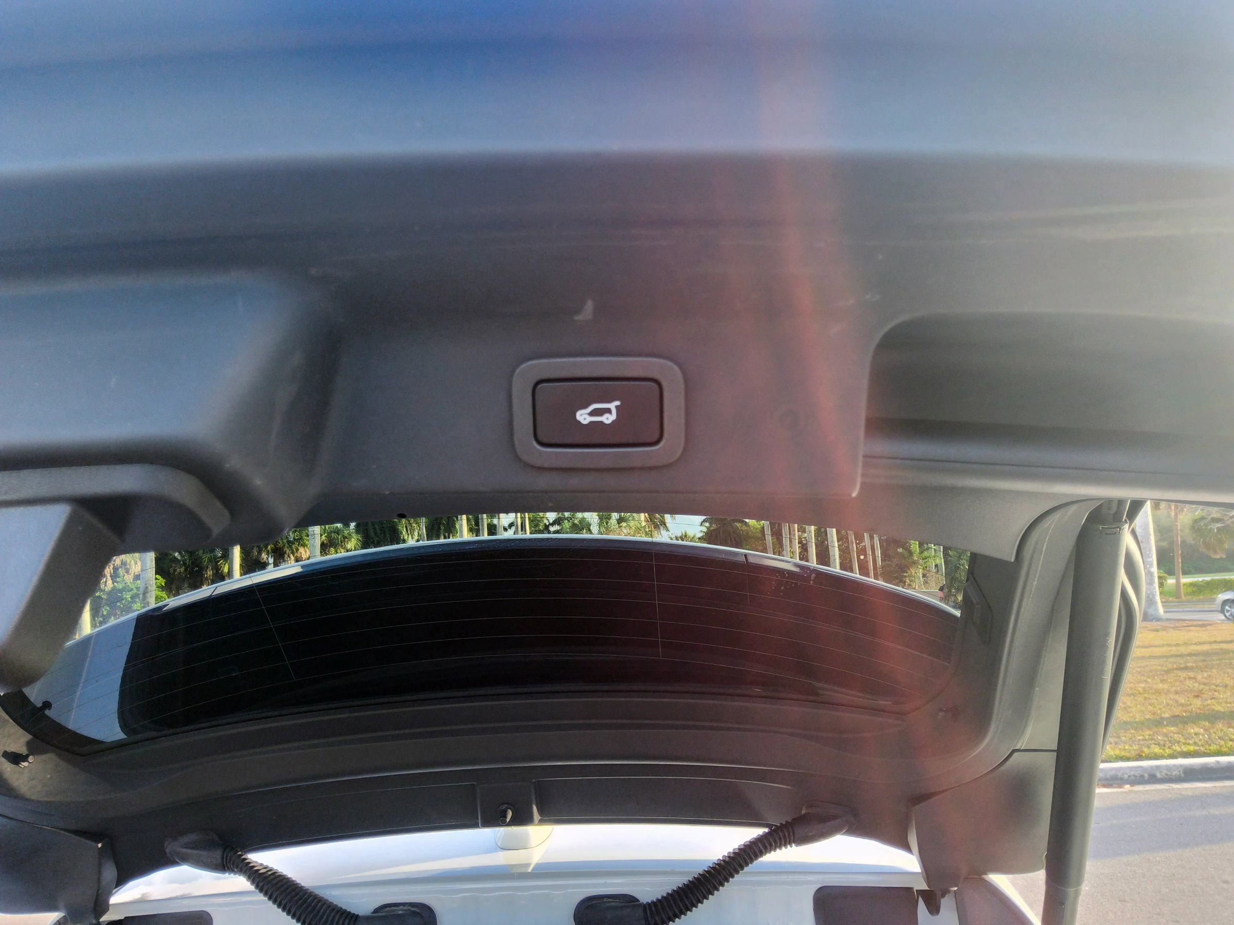 Used 2019 Jaguar F-PACE Premium image 49