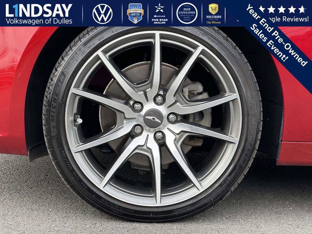 Used 2023 Genesis G70 2.0T image 8