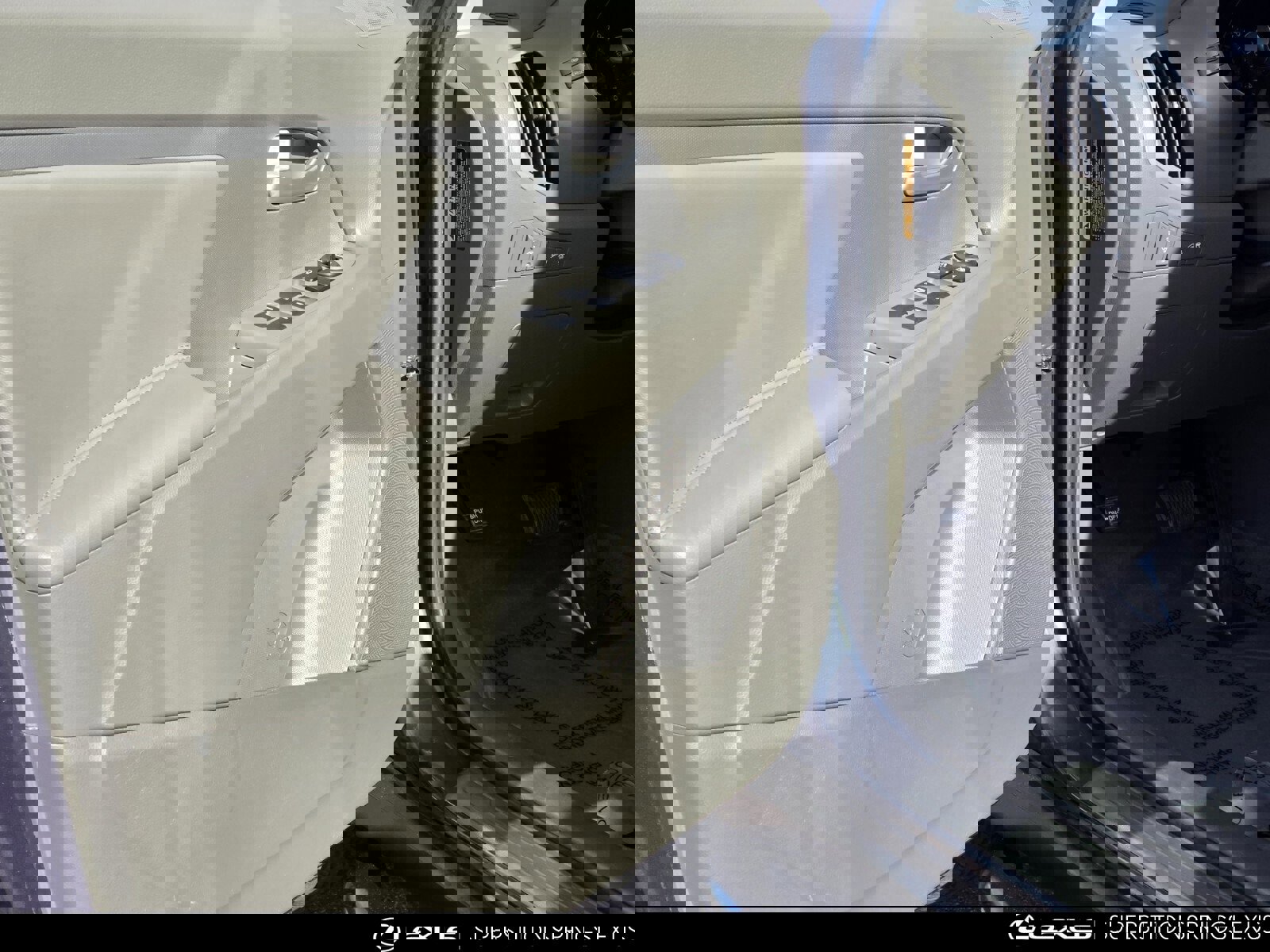 Used 2011 Kia Sportage LX w/ Navigation Pkg image 11