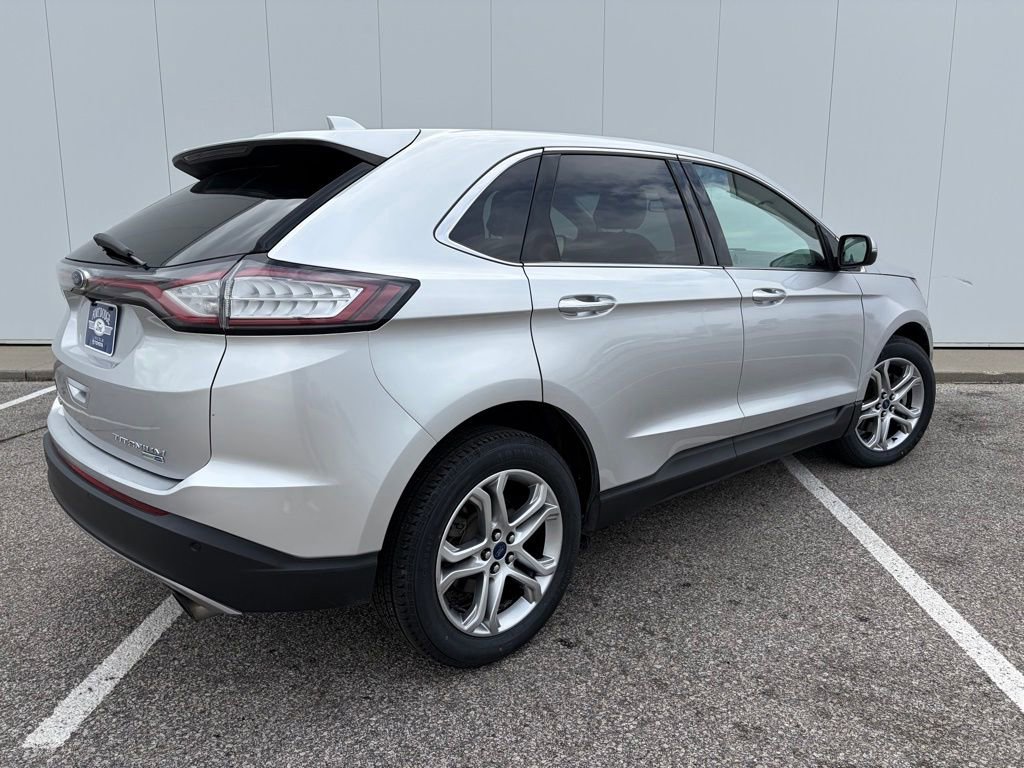Used 2016 Ford Edge Titanium w/ Technology Package AWD/4WD image 5